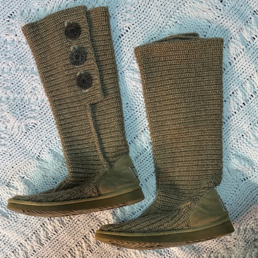 Ugg Women Brown Booties Size 7